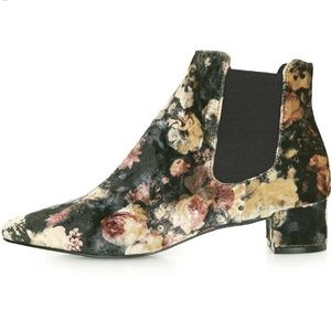 Top shop floral velvet boots sz 7.5